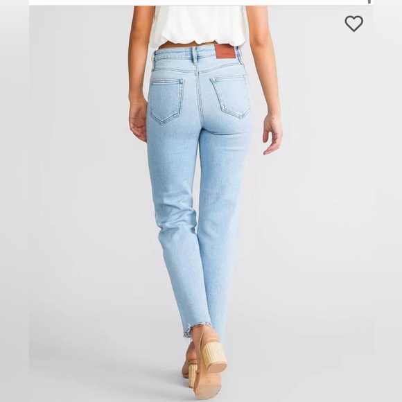 Hidden straight leg jeans - Picture 2 of 9